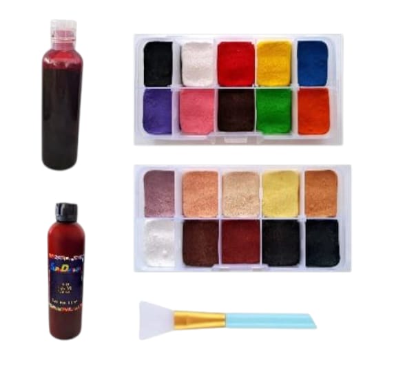 Kit del Terror. Contenido: 2 Paletas 100g cada una, 1 Sangre 120mL, 1 Látex de 250mL y 1 Aplicador d